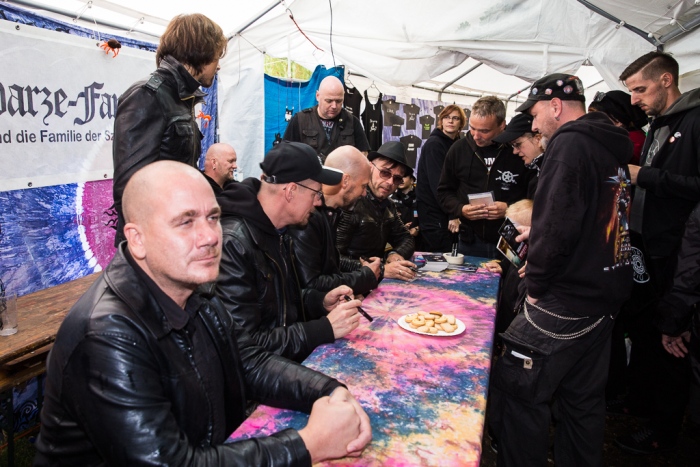 NCN-Oomph-am-Stand_4